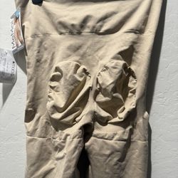 ✨ NWT 1X Memoi Beige Women’s Shapewear Bodysuit ✨