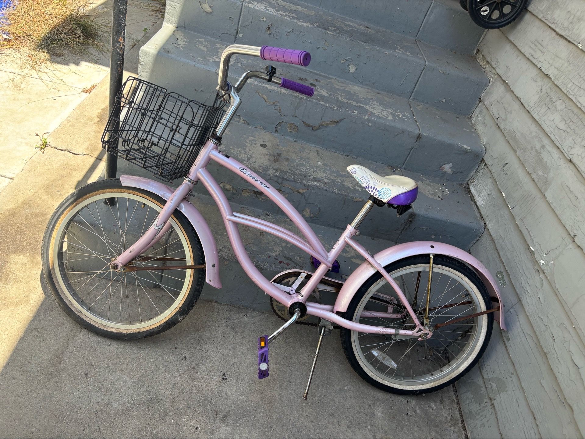 Huffy bike beach cruiser