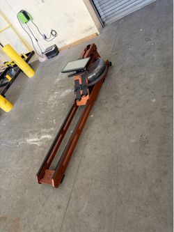 Water rower row machine