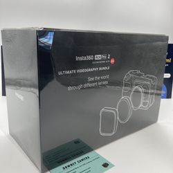 Insta360 Ace PRO 2 Ultimate Videography Bundle 