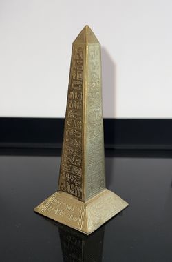 Obelisk Beautiful Statue 