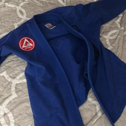 Selling GRACIE BARRA GI 