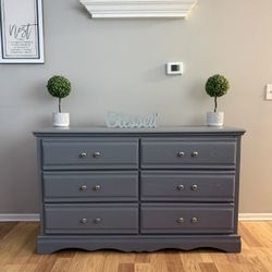 ✨🩶Gorgeous Solid Oak Dresser🩶✨