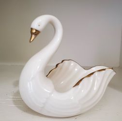 Vintage Lenox swan figurine 24k gold trim ivory porcelain 4 inch wedding decor.