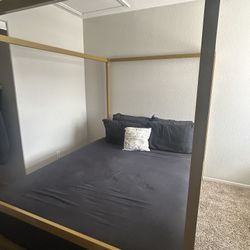 Queen Size Canopy Bed Frame 