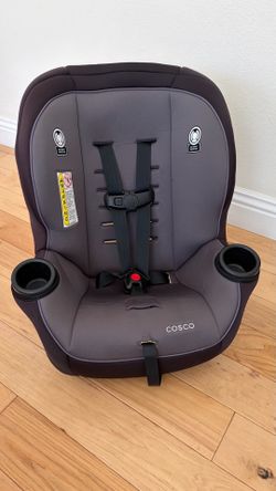 Lightweight Cosco car seat.