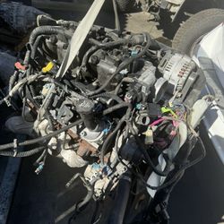 6.0L LQ4 LS ENGINE 