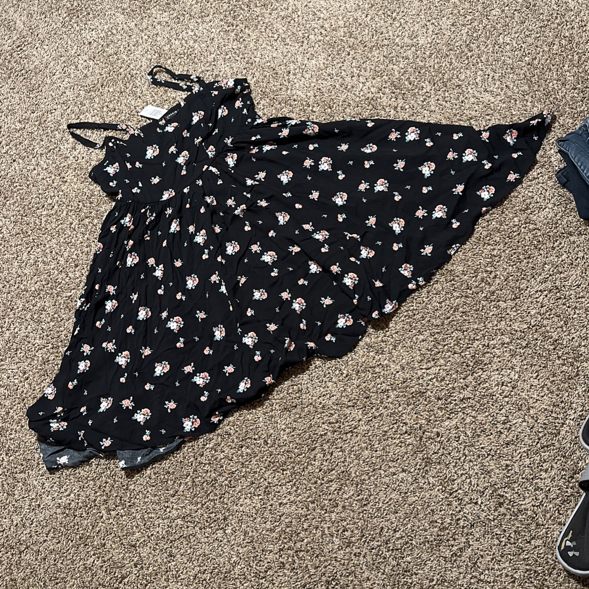 Torrid 1X Midi Floral Dress