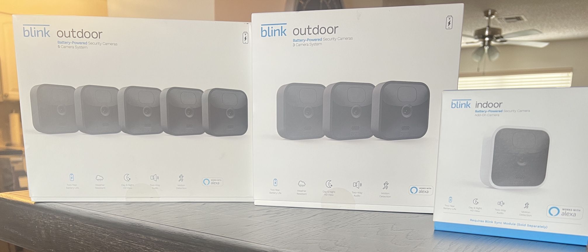 BRAND NEW UNOPENED 8 Blink Outdoor and 1 Indoor Camera Bundle asking $250 Obo