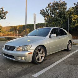 2004 Lexus is300