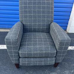 PUSH BACK RECLINER CHAIR