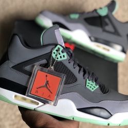 Jordan 4 Green Glow 