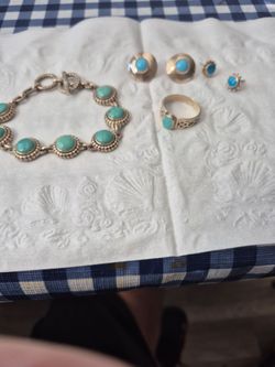 Women's Stirling silver and turquoise bracelet with ring ,earrings 200.00 firm