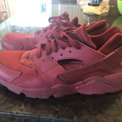 Nike Air Huarache sz 12 Red & Black