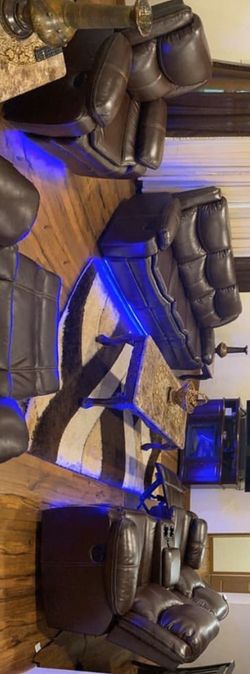 Banderas Leather Gel Reclining Loveseat and Sofa /Living room set