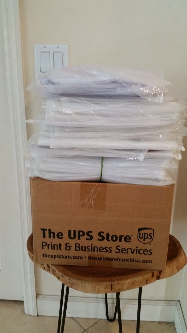 200 ZIPPERED TOP POLY BAGS FOR CLOTHING OR ALMOST ANYTHING - SEE PHOTOS AND READ DESCRIPTION BELOW