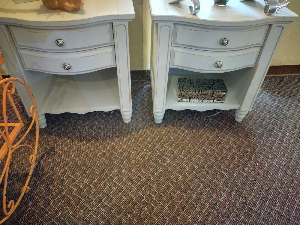 CUTE XL NIGHT STANDS AT PICKY PINCHERS 3643 5TH AVE N ST PETERSBURG