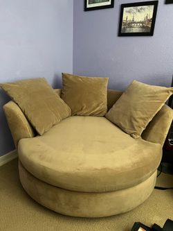Cuddler chair $225