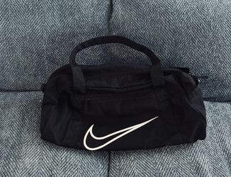 Nike Medium 20" Duffle Sports Gym Bag Black Polyester Unisex Shoulder Strap