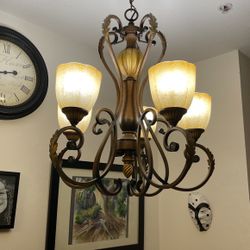 Chandelier 