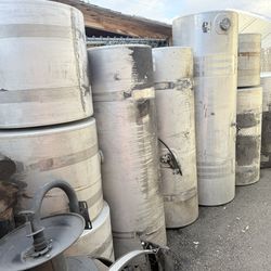 Diesel Fuel Tanks   Tanques.  Kenworth Peterbilt. Cascadia.  Super10 Dump EndumpChevy Classic C10  Cars. Clean Truck