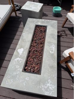 Outdoor propane fire place