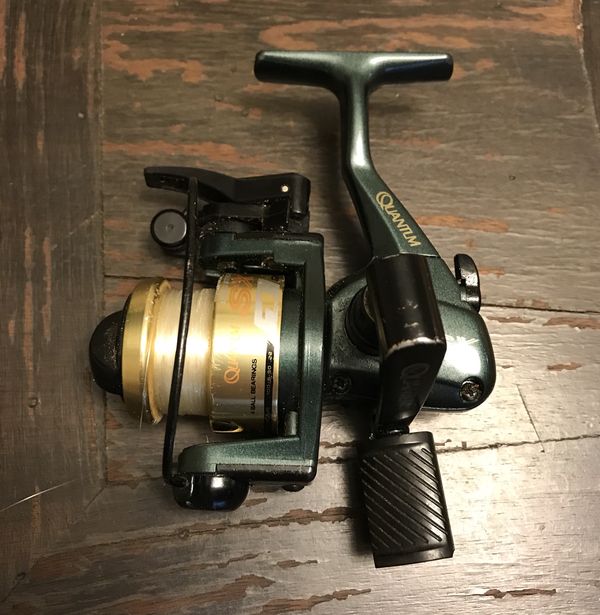 Quantum Snapshot SX4 4 Ball Bearings Fishing Reel for Sale in Acworth