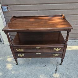 GORGEOUS + MINT CONDITION Ethan Alan Server $150