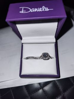 Wedding ring $900
