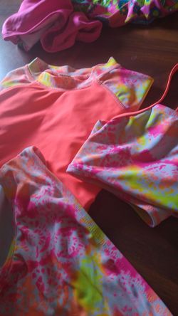 Girls size 8 . 3 piece bathing suit