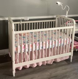 Colgate Evertrue Diamond Baby Crib