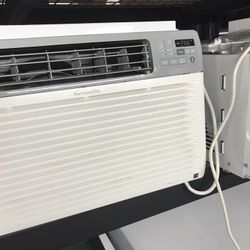 12,000 Btus Window Air Conditioning $240