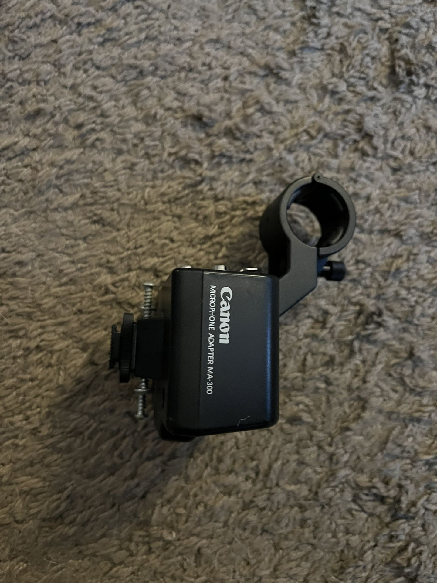 MA-300 Canon Microphone Adapter 