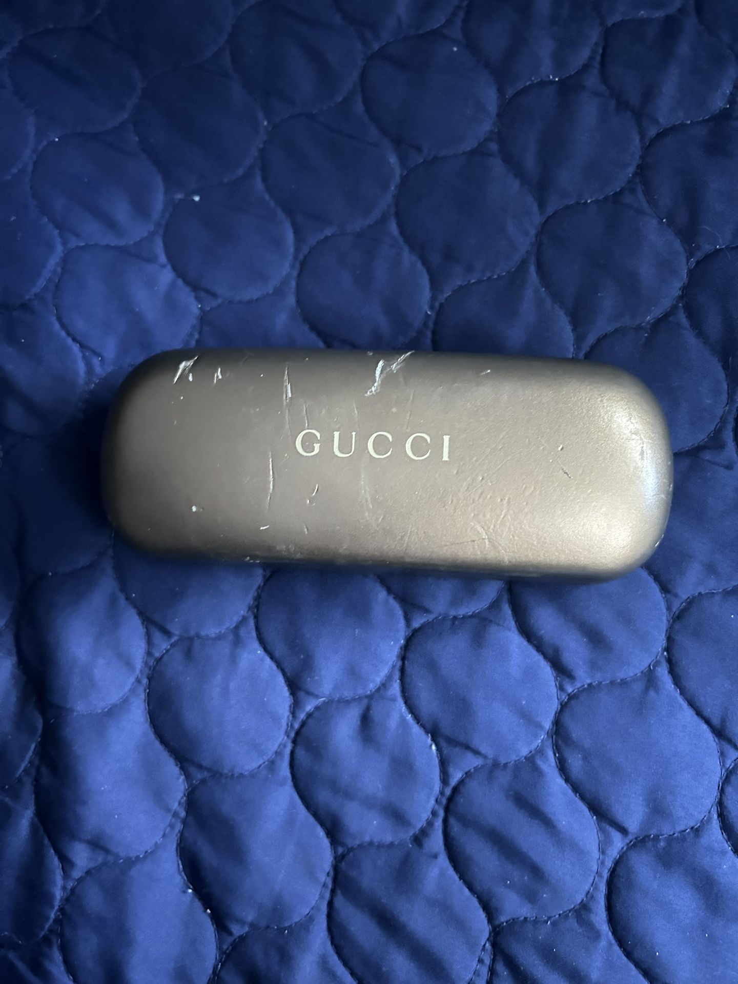 gucci glasses italy