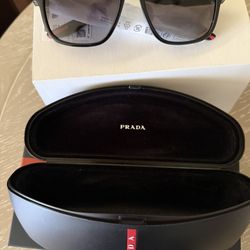 MENS PRADA