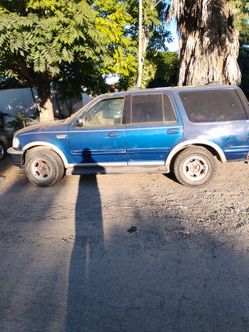 Ford explorer 1997 four wheel drive Eddie Bauer
