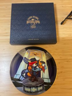 Universal studio Japan limited edition plate