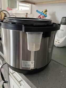 Great Condition Pressure Cooker