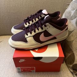 Nike Dunk Low Valentines Day Maroon New Size 9