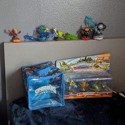 Skylander Figures And Vehicles With accessories