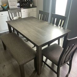 Dining Table With Chairs