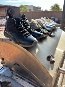 Jordan’s and Yeezys shoes YOUTH SIZE