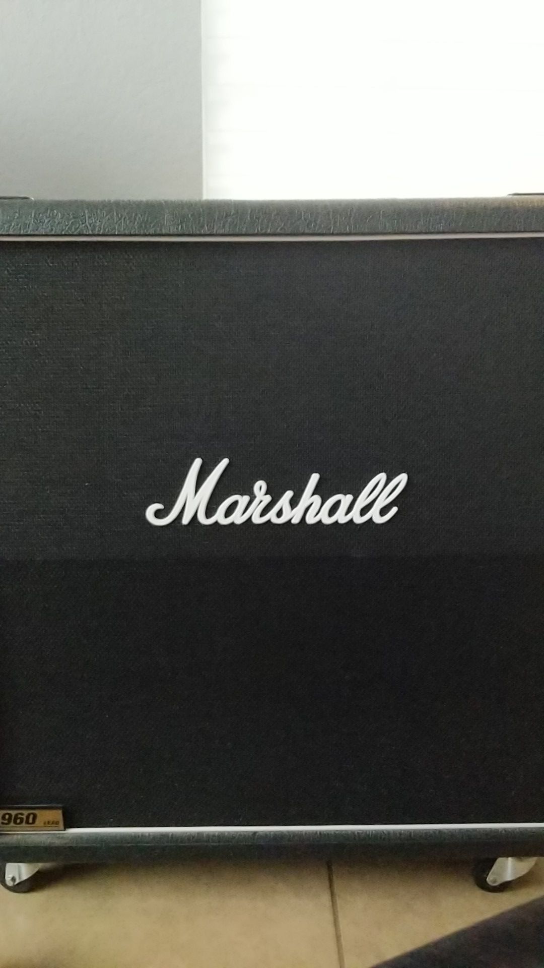Marshall 1960 Lead Angled cab 4×12
