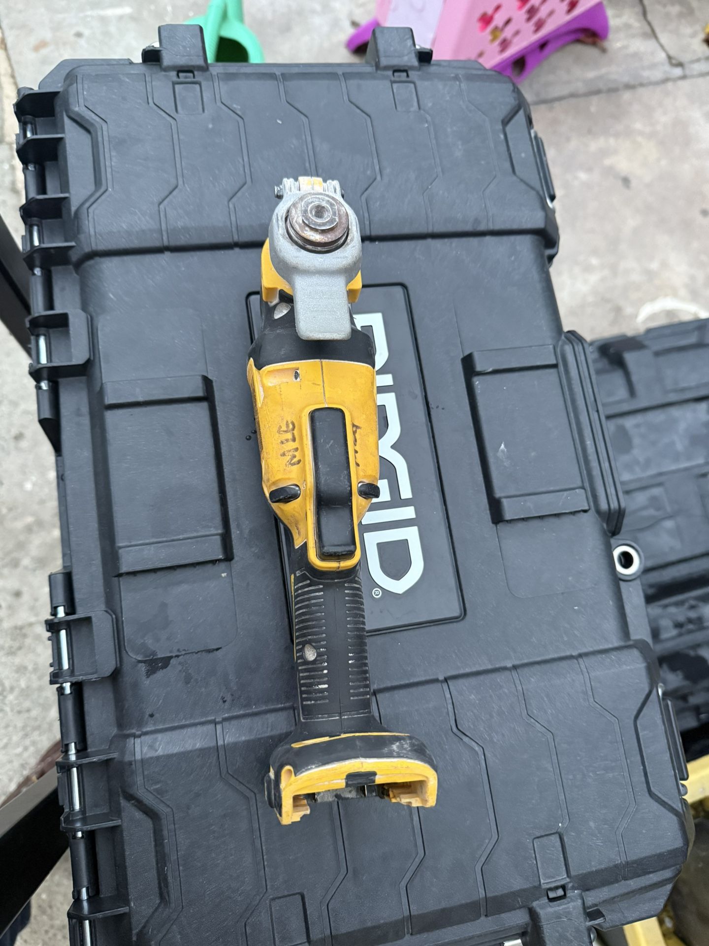 Dewalt Oscillating Tool 