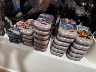 Pokémon tin art collection