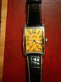 RITMO watch (orange)
