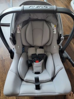 Nuna pipa urban car seat
