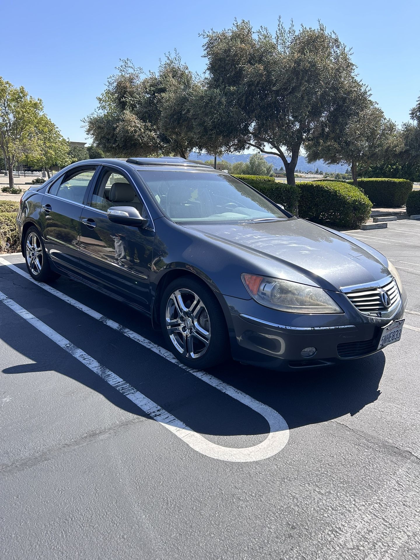2005 Acura RL