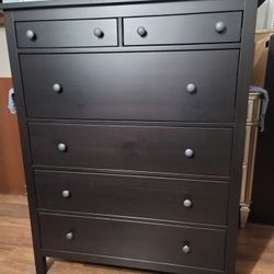 Ikea Dresser En Buenas Condiciones 