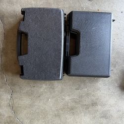 2 Handgun Cases 